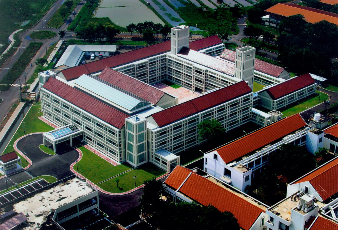 Kampus UTN